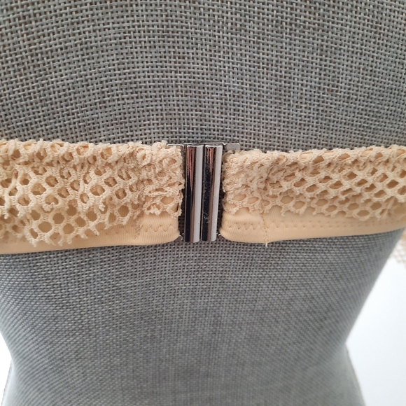 NWT H&M Bandeau Swim wear  top - Picture 5 of 6